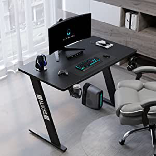 01_Alucks desk